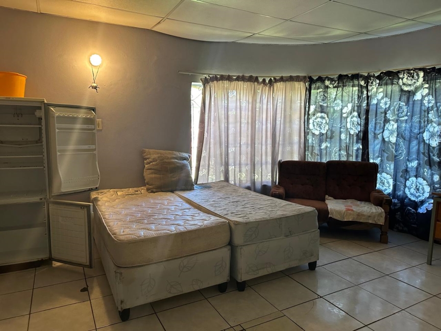 11 Bedroom Property for Sale in Park West Free State